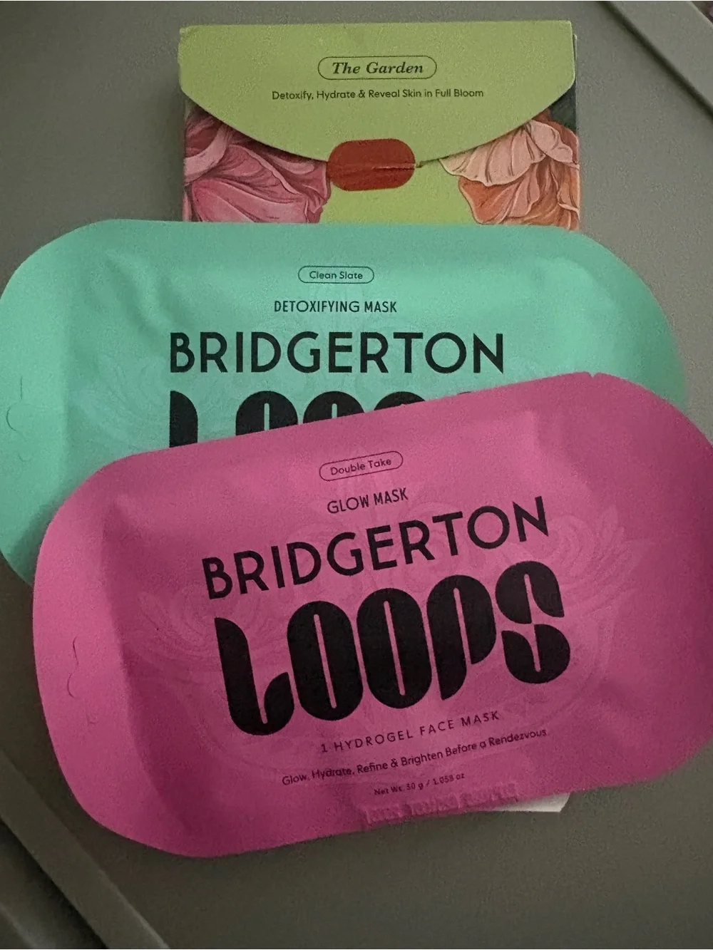 NWT LOOPS x Bridgerton: The Garden 2 mask set